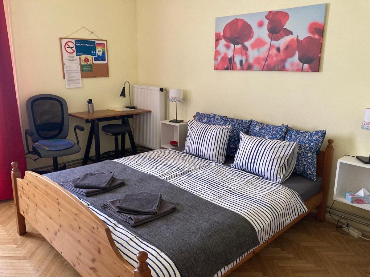 Poppy Flower Apartment Budapest Ngoại thất bức ảnh