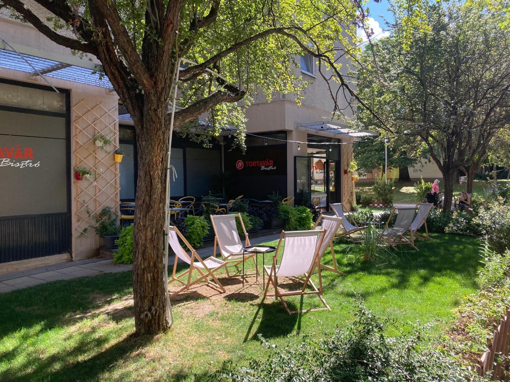 Poppy Flower Apartment Budapest Ngoại thất bức ảnh
