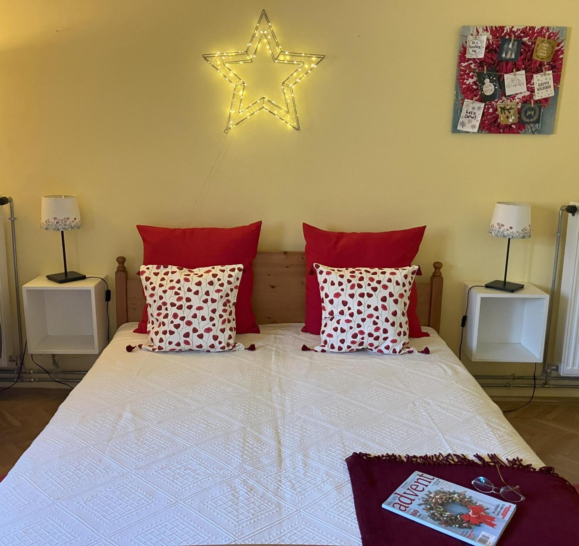 Poppy Flower Apartment Budapest Ngoại thất bức ảnh